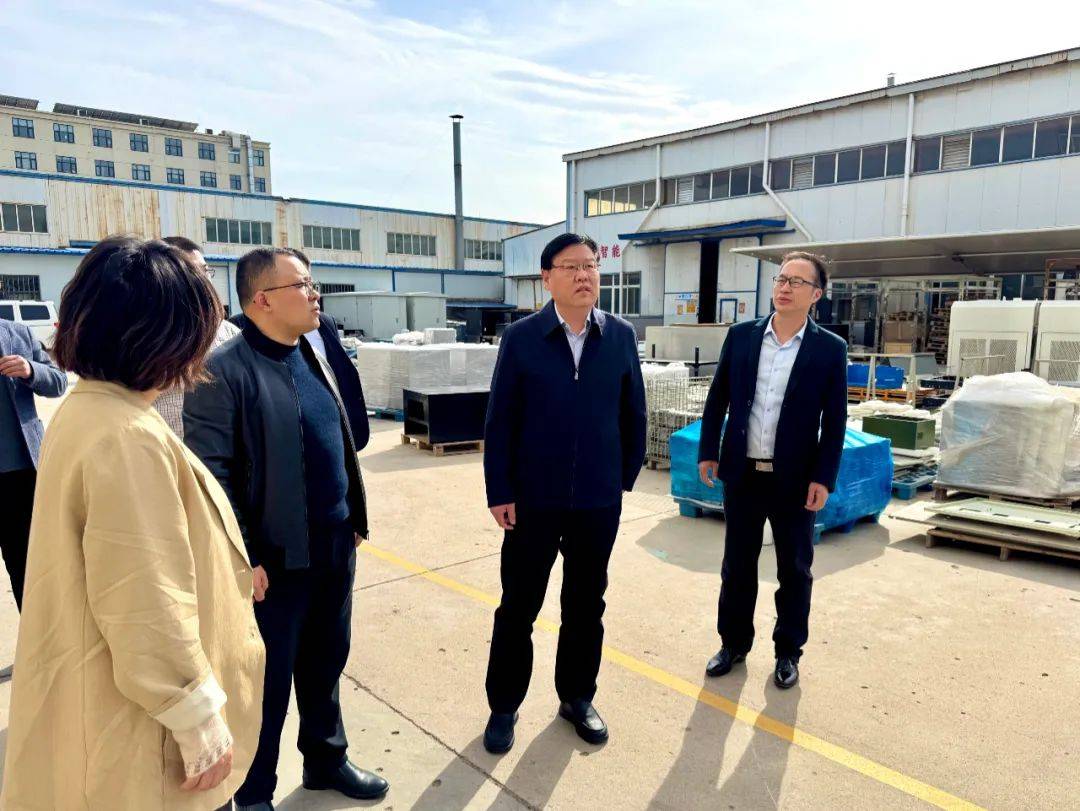 皇冠信用網登3代理
_区委书记李海潮带队赴郑州开展招商引资活动