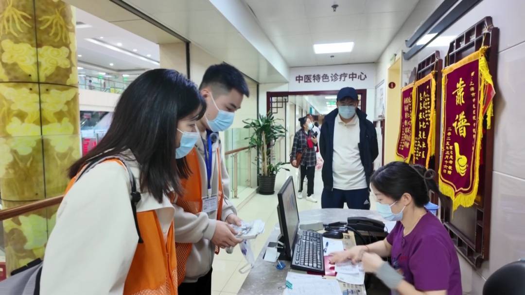 如何注册皇冠足球代理
_上海确认：正在试点！需求暴涨如何注册皇冠足球代理
，男护士决定转行…爷叔激动：试了一次，就一发不可收拾