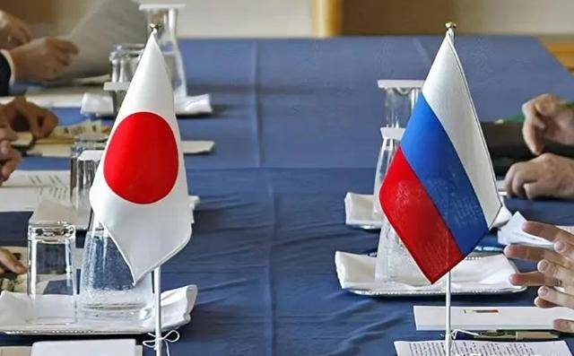 皇冠信用最新地址
_日本不宣而战皇冠信用最新地址
，连开66枪，只为阻止中俄登岛？美国暗中布局亚太