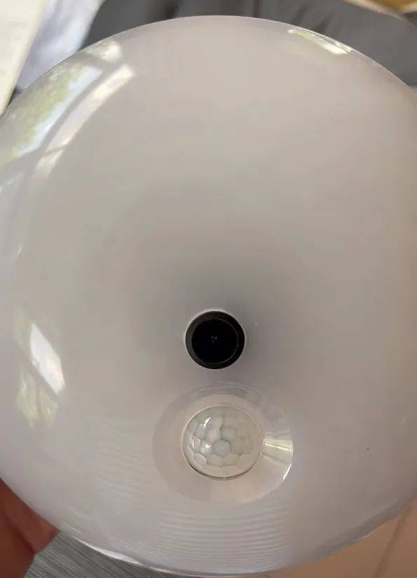 信用网怎么注册
_女租客在停电后发现伪装成灯泡的隐蔽摄像头信用网怎么注册
，房东希望退租，并愿退还剩余三个月的租金，警方立案调查