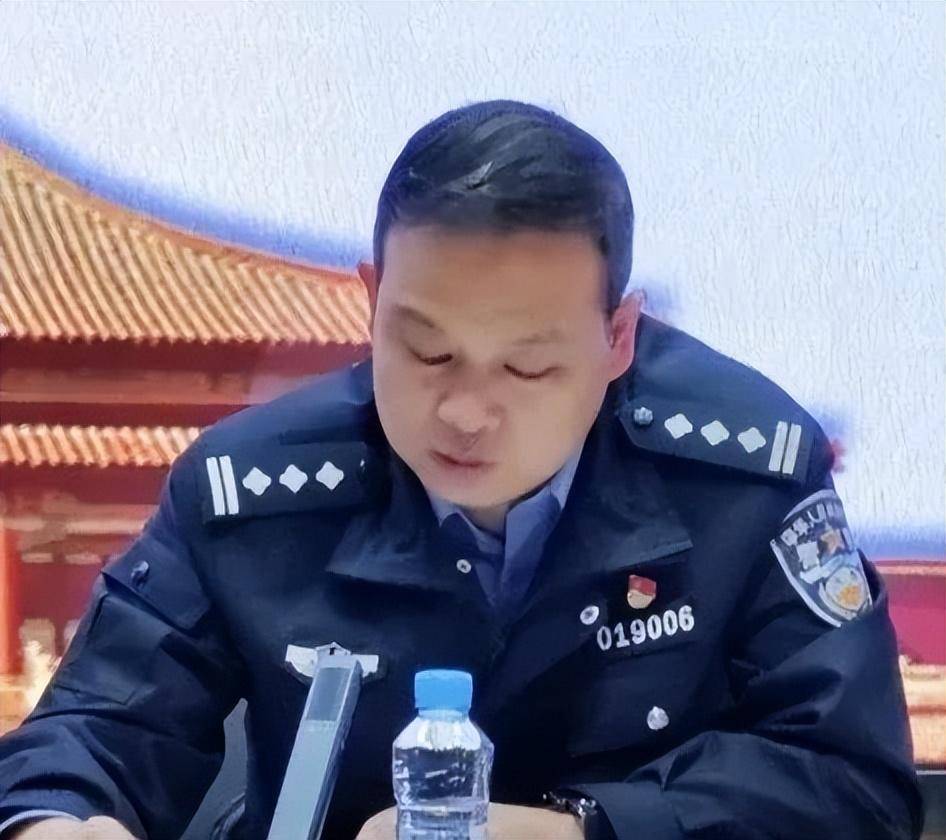皇冠信用網怎么代理
_危印国皇冠信用網怎么代理
，主动投案