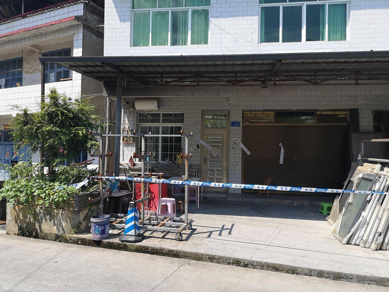 皇冠信用網如何开户
_32岁男子宿舍遇害留下一对未成年儿女皇冠信用網如何开户
，19岁凶手作案后淡定煮面呼呼大睡，警方通报案情