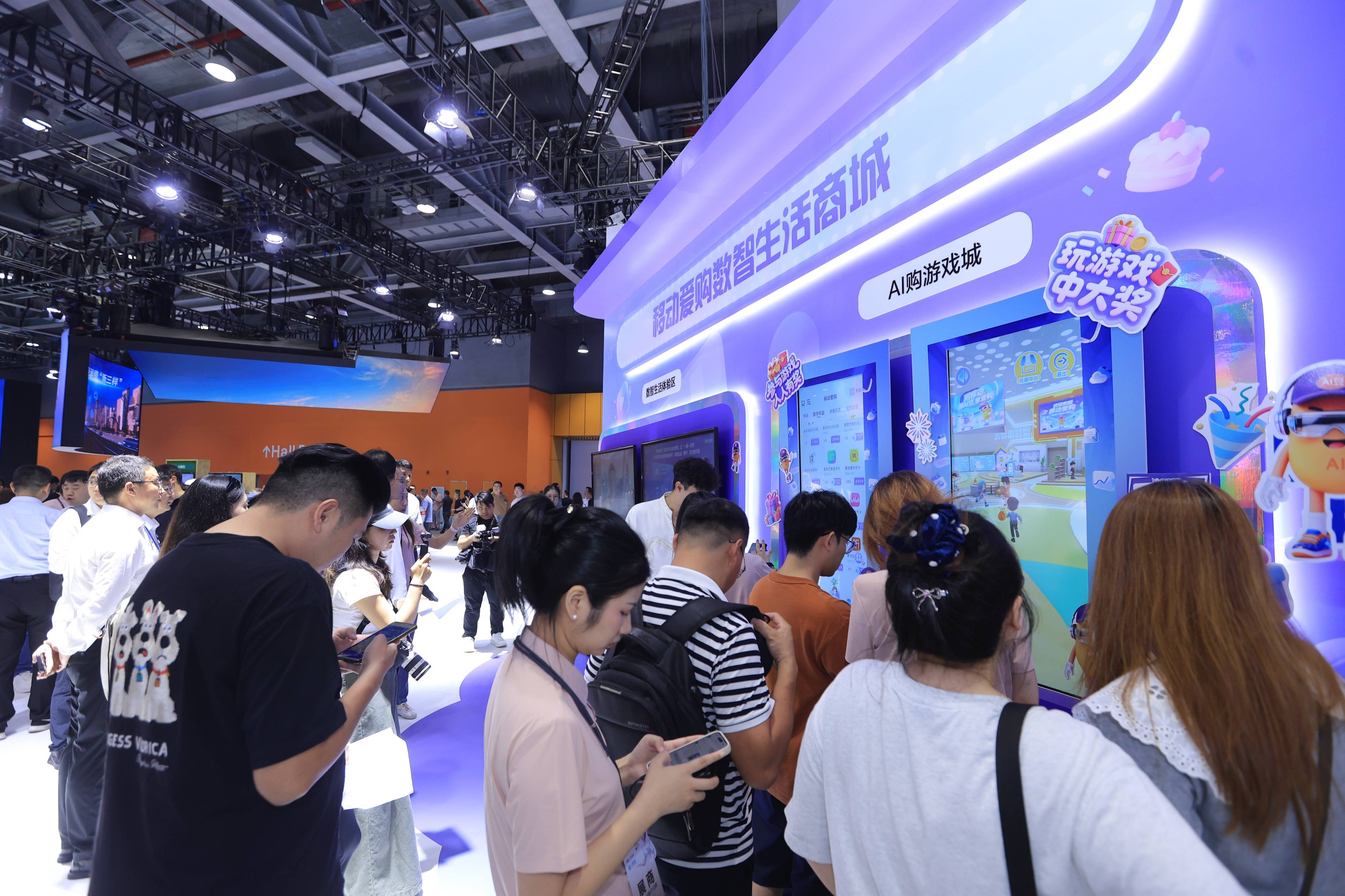 皇冠信用盘出租
_移路有AI｜看点十足皇冠信用盘出租
！2025中国移动全球合作伙伴大会变身“AI嘉年华”