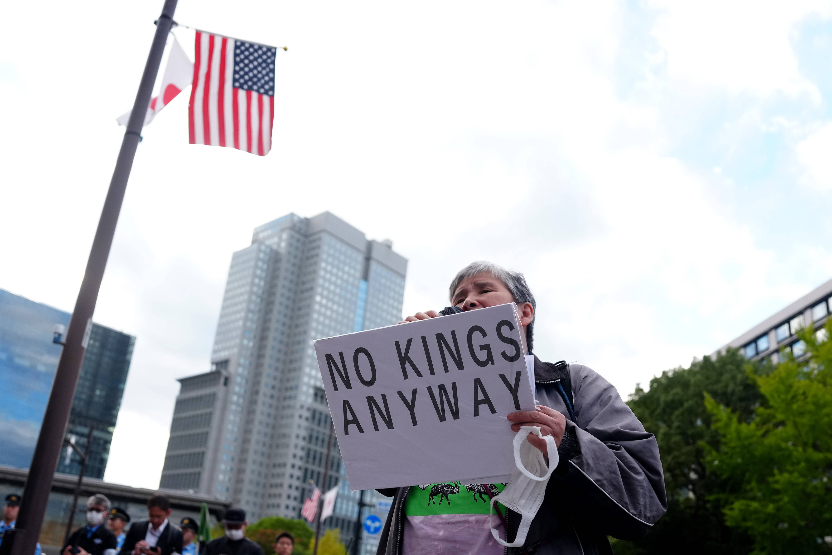 皇冠信用网会员怎么开通
_日本民众连日抗议日美首脑会谈