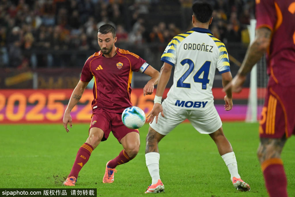 世界杯足球盘口
_塔雷谈恩昆库与莱奥的首次搭档：技术与战术的完美融合