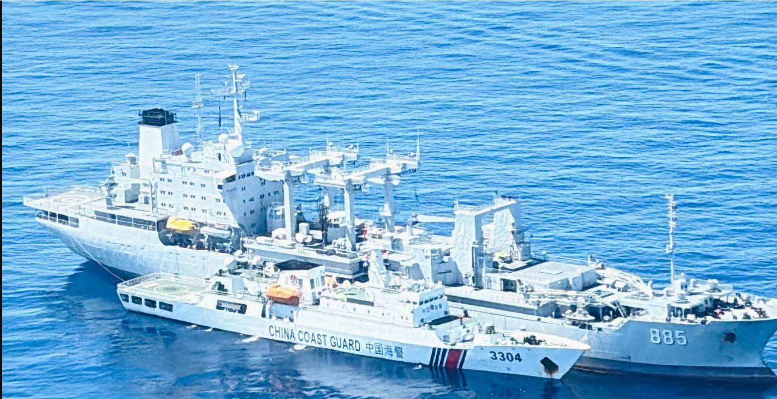 做足球外围代理
_解放军动真格！3万吨战舰出击黄岩岛做足球外围代理
，054A调转舰炮，随时能开火