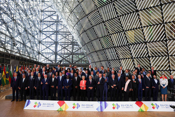 底特律活塞 vs 犹他爵士
_美媒：担心激怒特朗普底特律活塞 vs 犹他爵士
，多名欧盟领导人将缺席欧盟-拉共体峰会