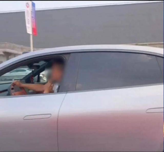 皇冠信用网需要押金吗
_北京交警：群众通过“随手拍”举报的分心驾驶等违法行为皇冠信用网需要押金吗
，已查处