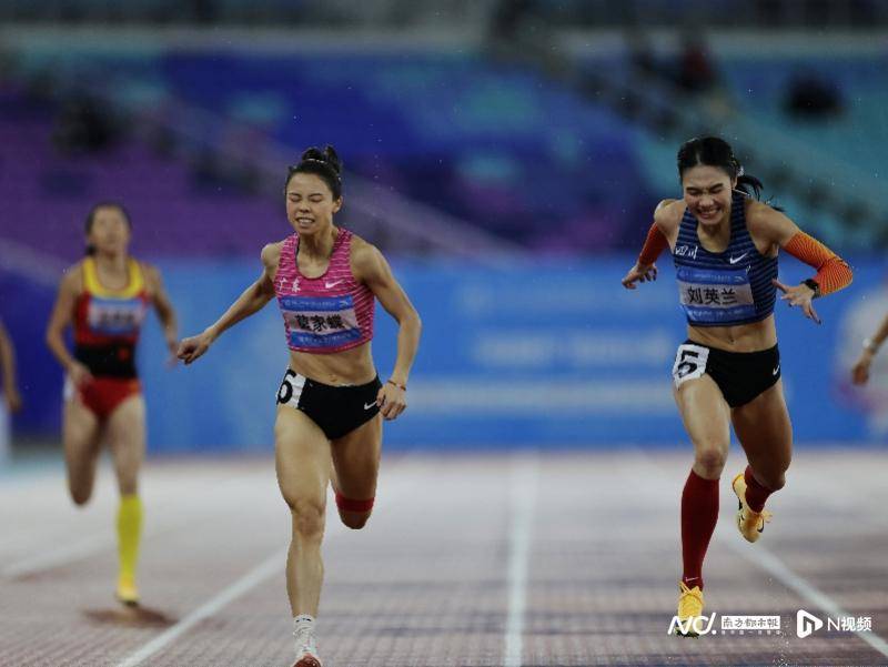 皇冠信用盘登3代理
_又是0.12秒决胜负皇冠信用盘登3代理
!莫家蝶不敌刘英兰获女子400米亚军