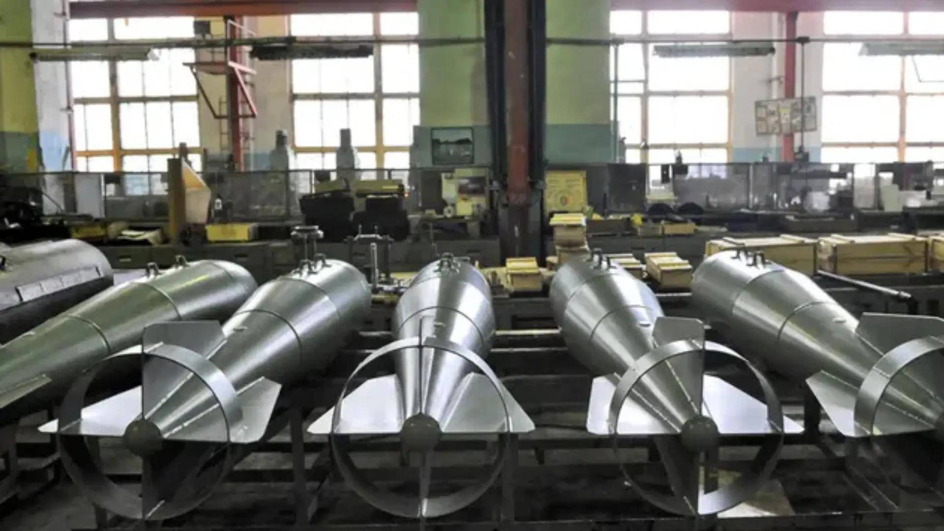 皇冠代理联系方式
_乌克兰捅的窟窿实在太大了皇冠代理联系方式
，俄连炸两周，还有导弹顶在北约脑门上