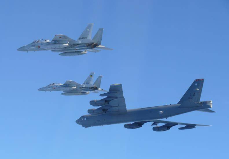 皇冠信用網登2
_美轰炸机来了皇冠信用網登2
,不许中国改变现状?遇上歼16,将重现猎火鸡名场面