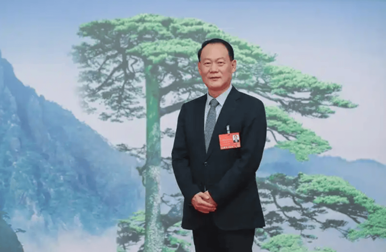 皇冠代理如何申请_安徽厅官叶露中主动投案 年轻时当过高校教师皇冠代理如何申请，曾任六安市委书记