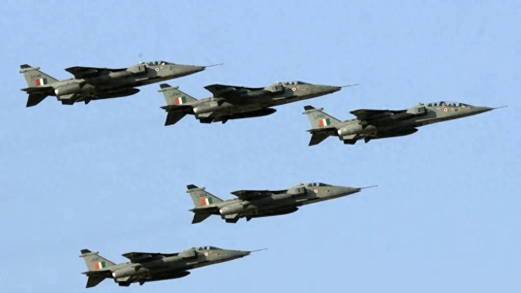 挪威超级联赛
_大跌眼镜!被巴铁歼 - 10CE 打服后挪威超级联赛
,印度空军向阿曼买战机