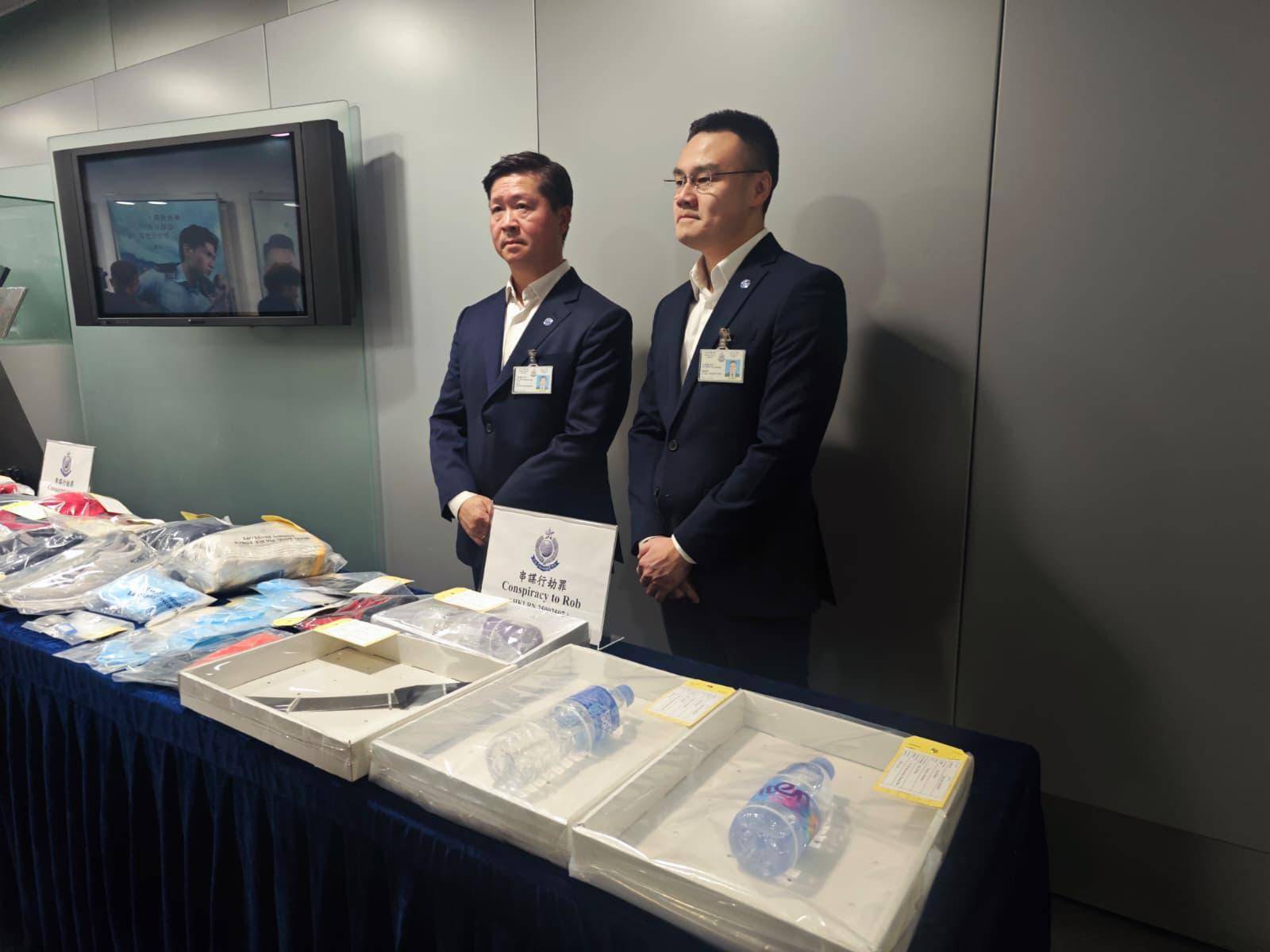 2022足球平台出租_香港10亿劫案｜警方：15人被捕2022足球平台出租，属精心策划，抢劫过程仅30秒