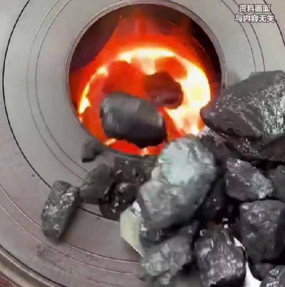 特温特(女) vs贝尔格莱德红星(女)
_河北“煤改气”之困:蓝天账要算 民生温度不能降丨中听