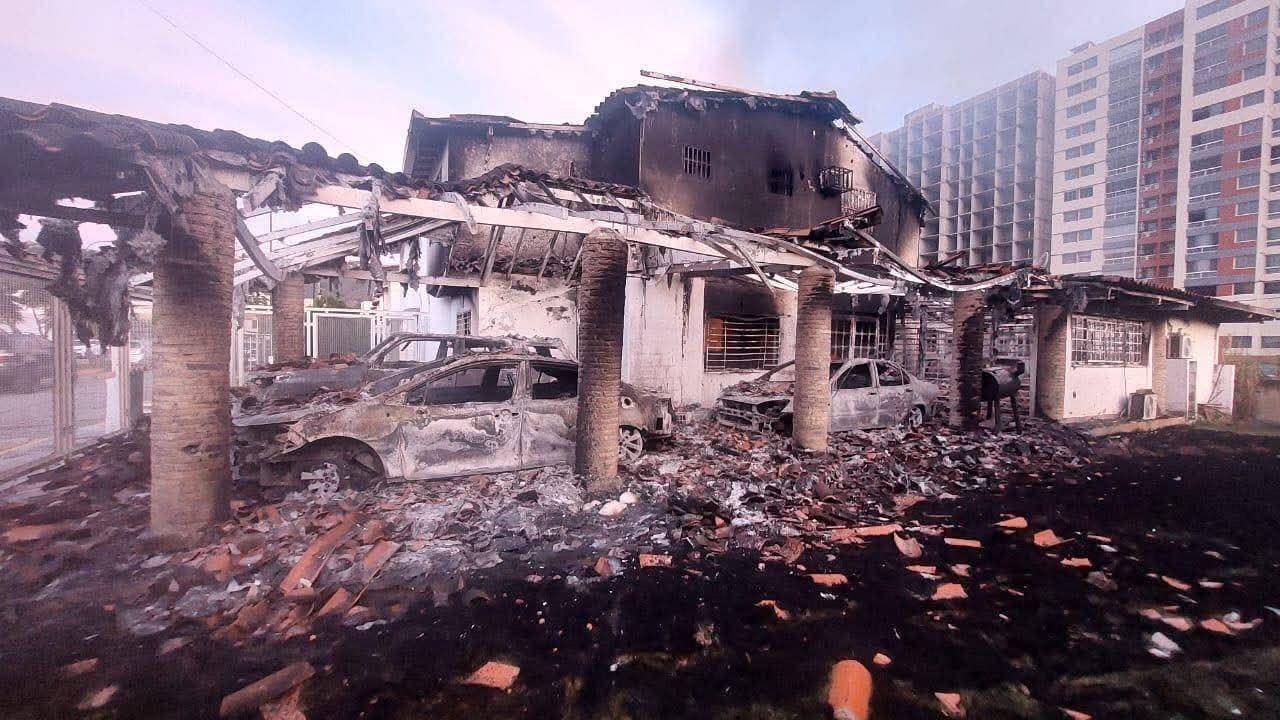 皇冠信用网登陆网址_真实战场太惨烈！遭遇美军突袭皇冠信用网登陆网址，古巴军团拒绝投降，61岁上校战死