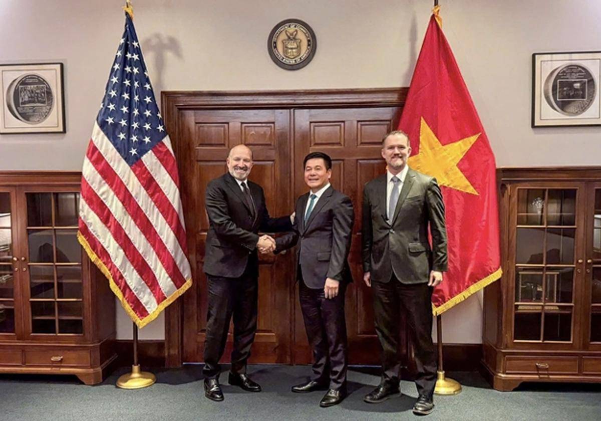 皇冠hga010怎么开户_越南领导人做出承诺皇冠hga010怎么开户，未来5年，国家的年均经济增速将达到10%，继续对中美两头吃？