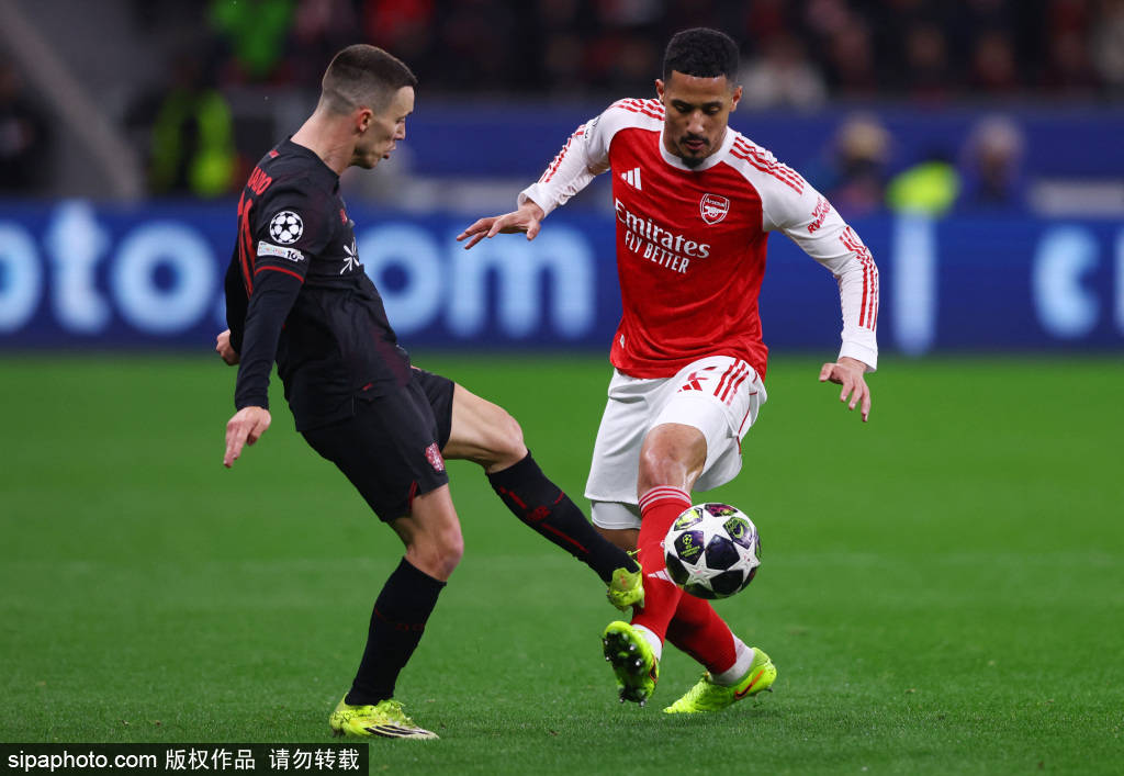 篮球90分vs即时比分移动版_心态急了!补时阿森纳仍落后篮球90分vs即时比分移动版,马丁内利推搡裁判被出示黄牌