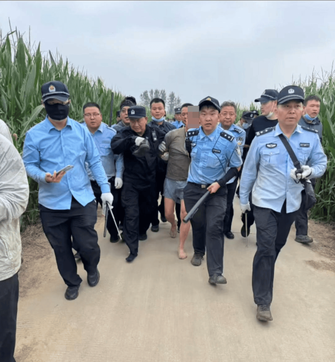 欧冠比分
_西平命案嫌疑人逃亡十日始末:并不存在的“村霸”欧冠比分
,和收割了无辜者的谣言风暴丨红星调查