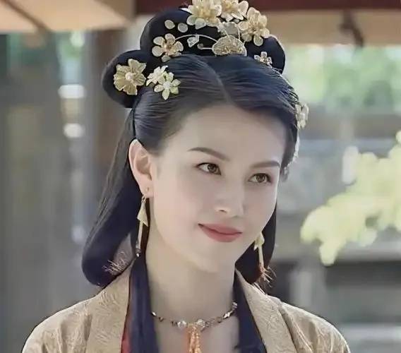 欧冠足球
_52岁女演员遭人生重创:被前夫坑到倾家荡产、负债600万欧冠足球
,如今在横店拍短剧还债,称若没戏拍“最坏打算就是摆地摊卖韭菜盒子”