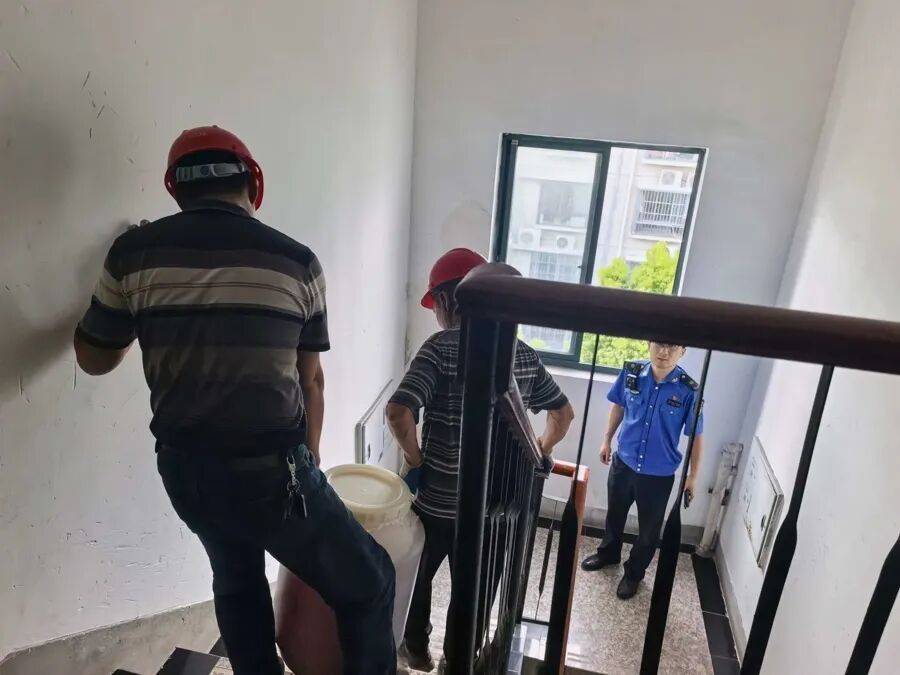 墨西哥超级联赛-特别投注
_上海一女子沉迷自制酵素12年墨西哥超级联赛-特别投注
,75公斤一桶堆满屋,邻居慌了:楼板扛得住吗?