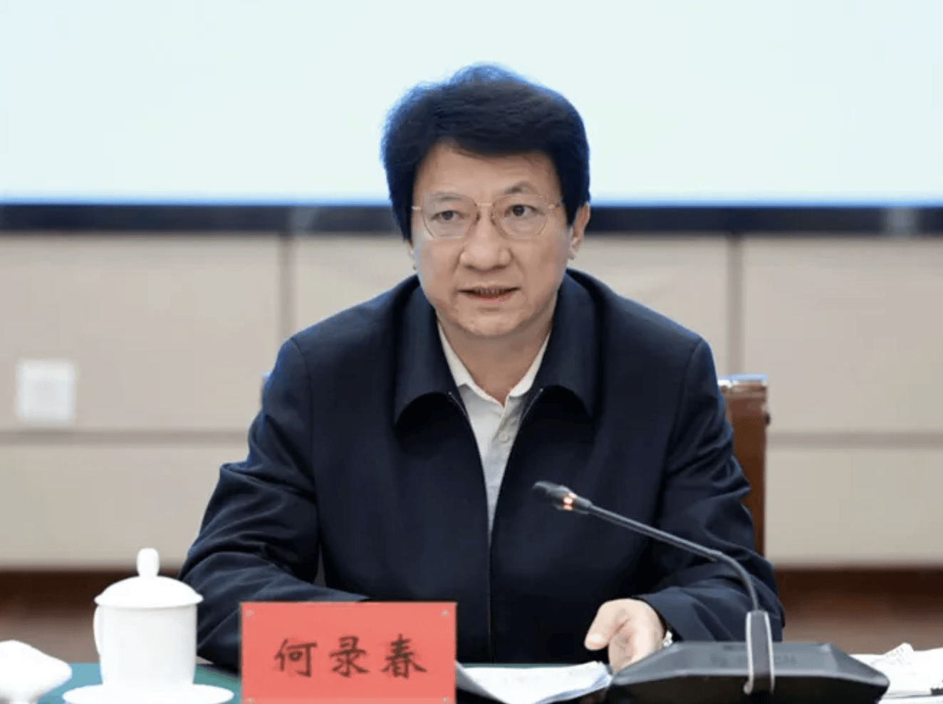 沙特超级联赛_何录春任西藏自治区政协党组书记